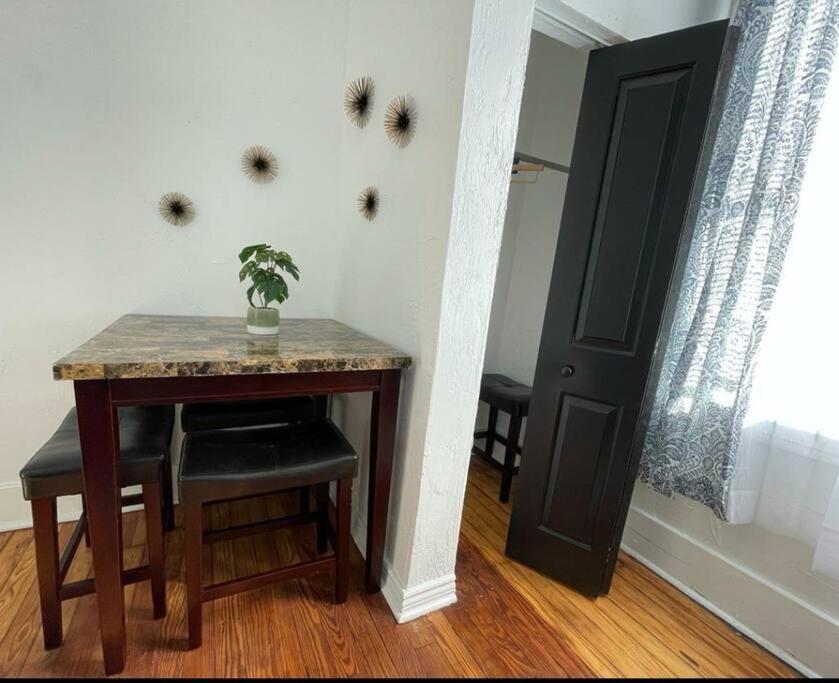 匹兹堡Lovely 2Br W Office Space - King Bed & Alexa公寓 外观 照片